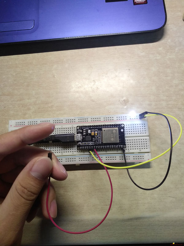 ESP32 Touch Button